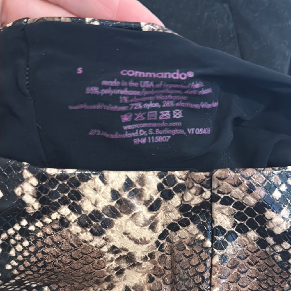 Commando Faux Leather Control Smoothing Legging, Tawny Python - Picture 7 of 8